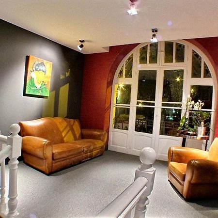 Hotel 19'Cent Le Creusot Bagian luar foto