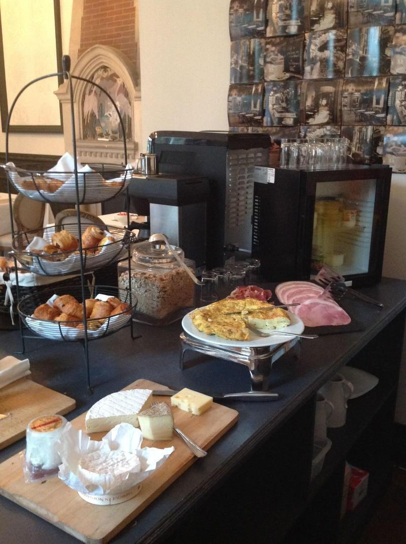 Hotel 19'Cent Le Creusot Bagian luar foto