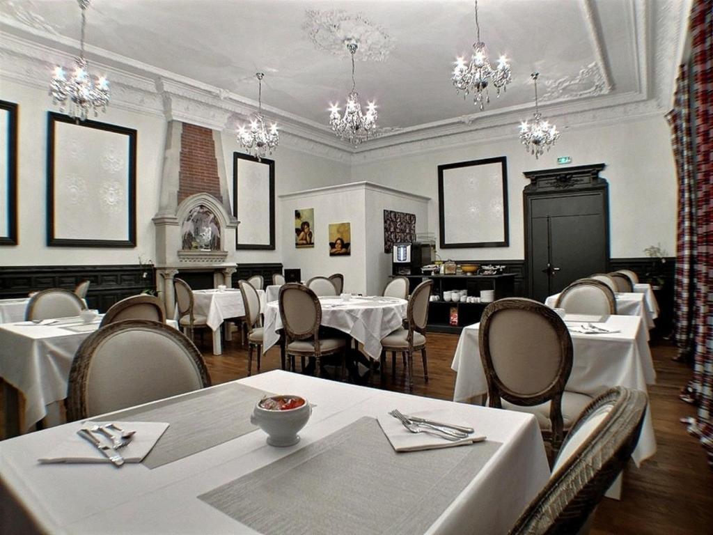 Hotel 19'Cent Le Creusot Bagian luar foto