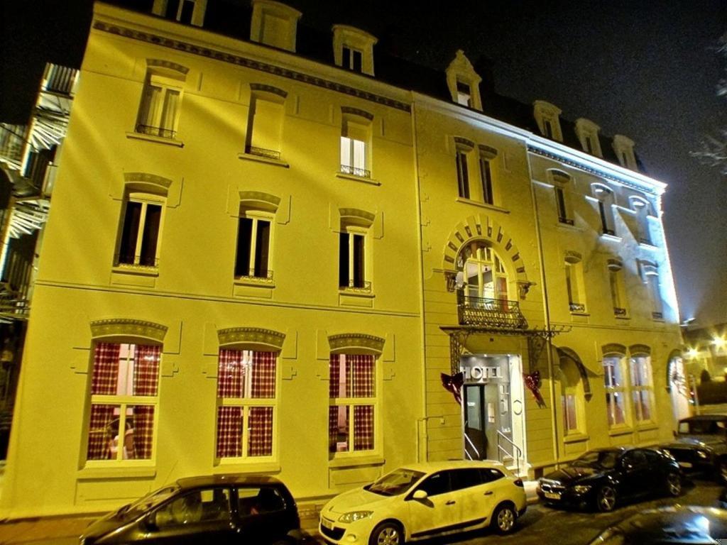Hotel 19'Cent Le Creusot Bagian luar foto