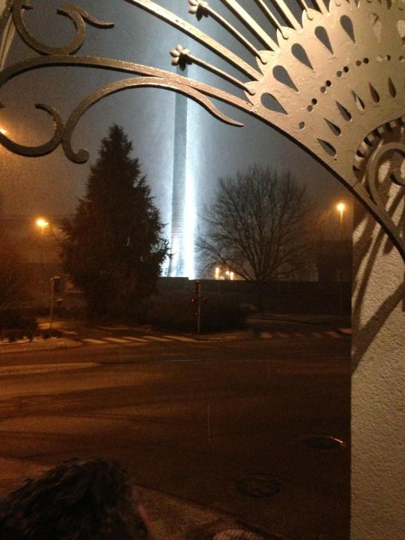 Hotel 19'Cent Le Creusot Bagian luar foto